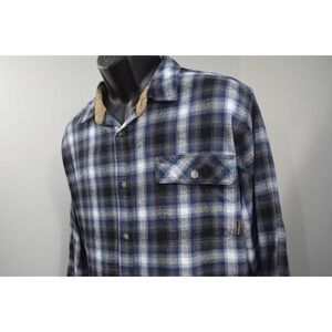 Legendary Whitetails Buck Camp Flannel Shirt Plaid Long Sleeve Button Up Mens XL